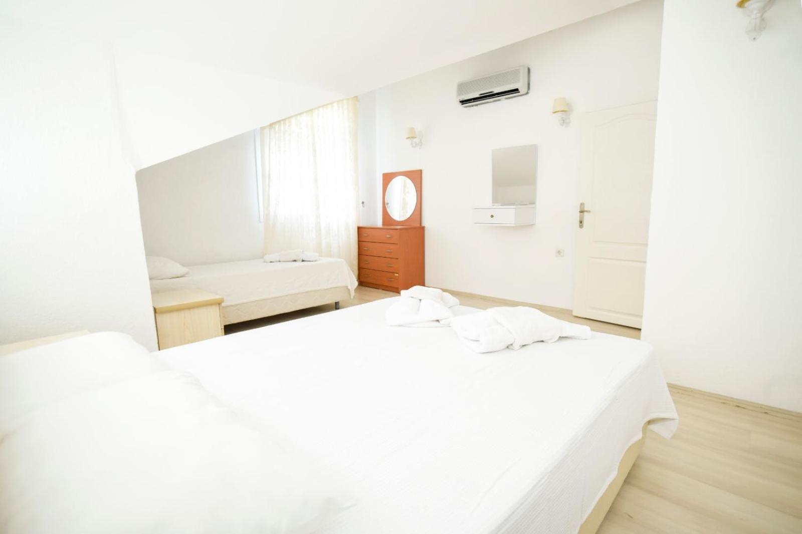 Kekik Azure Homes Oeluedeniz Fethiye Ruang foto